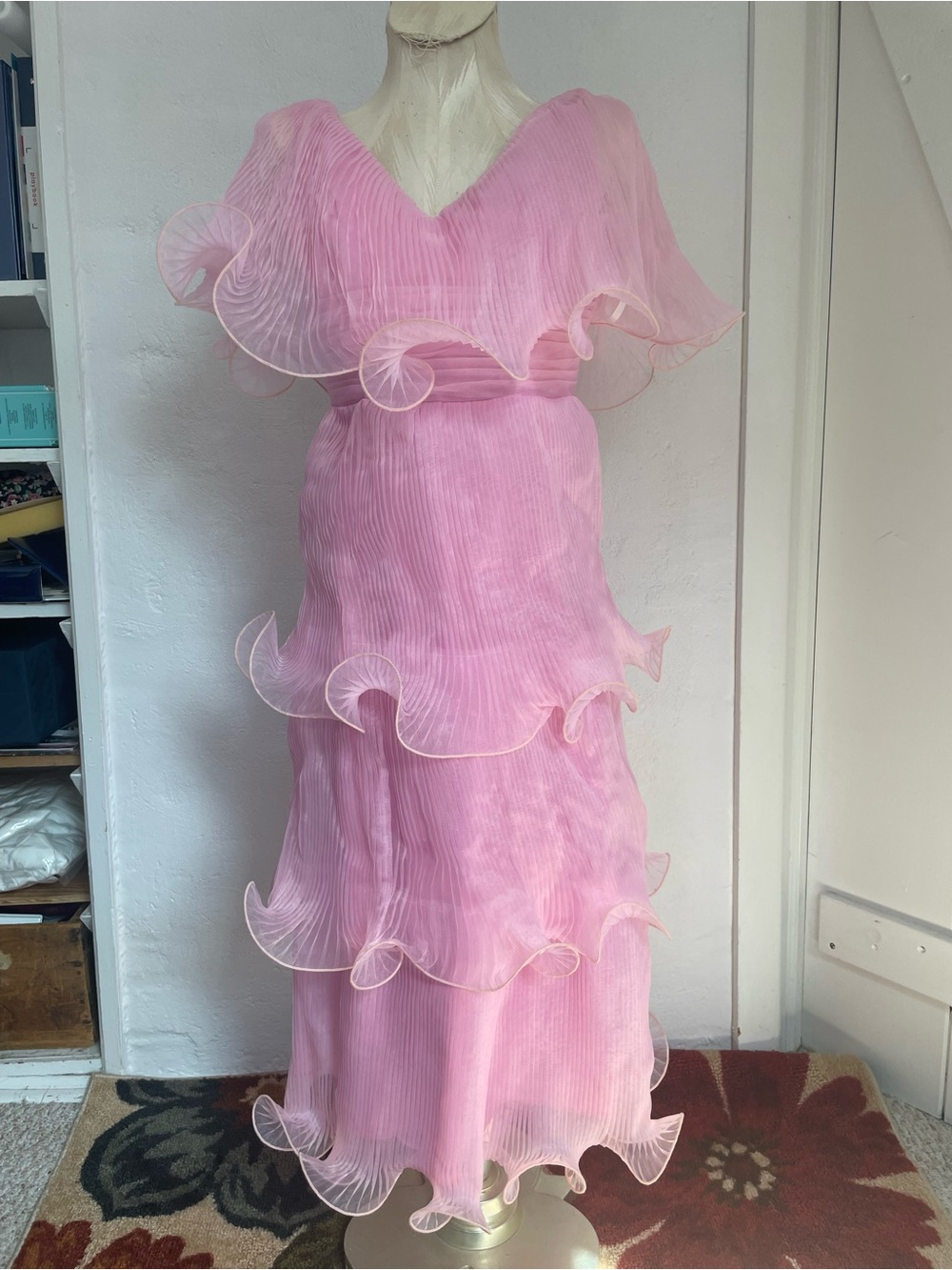 Pink Ruffled Tiered Women’s Party Dress!